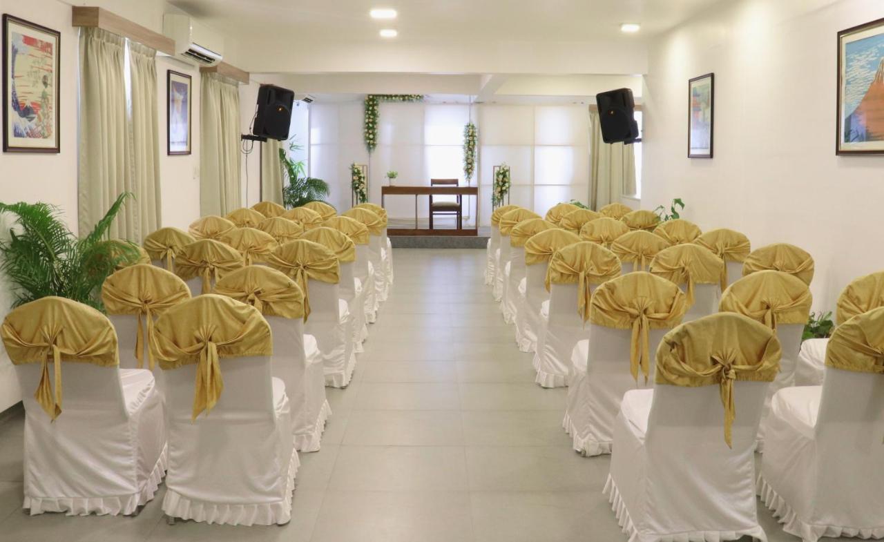 Niko Hotels Kochi Екстер'єр фото